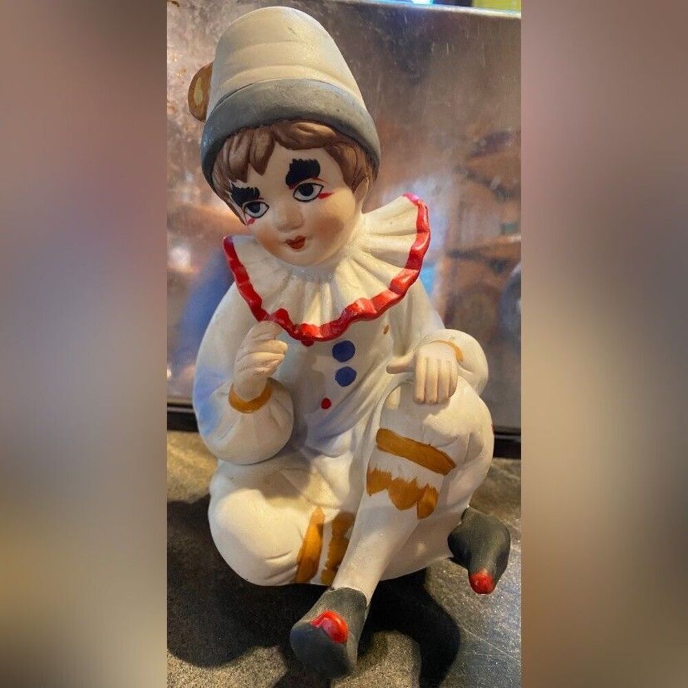 Clown Figurine Statue Musical. Wind Up Turns 7” Plays “Send In The Clowns”